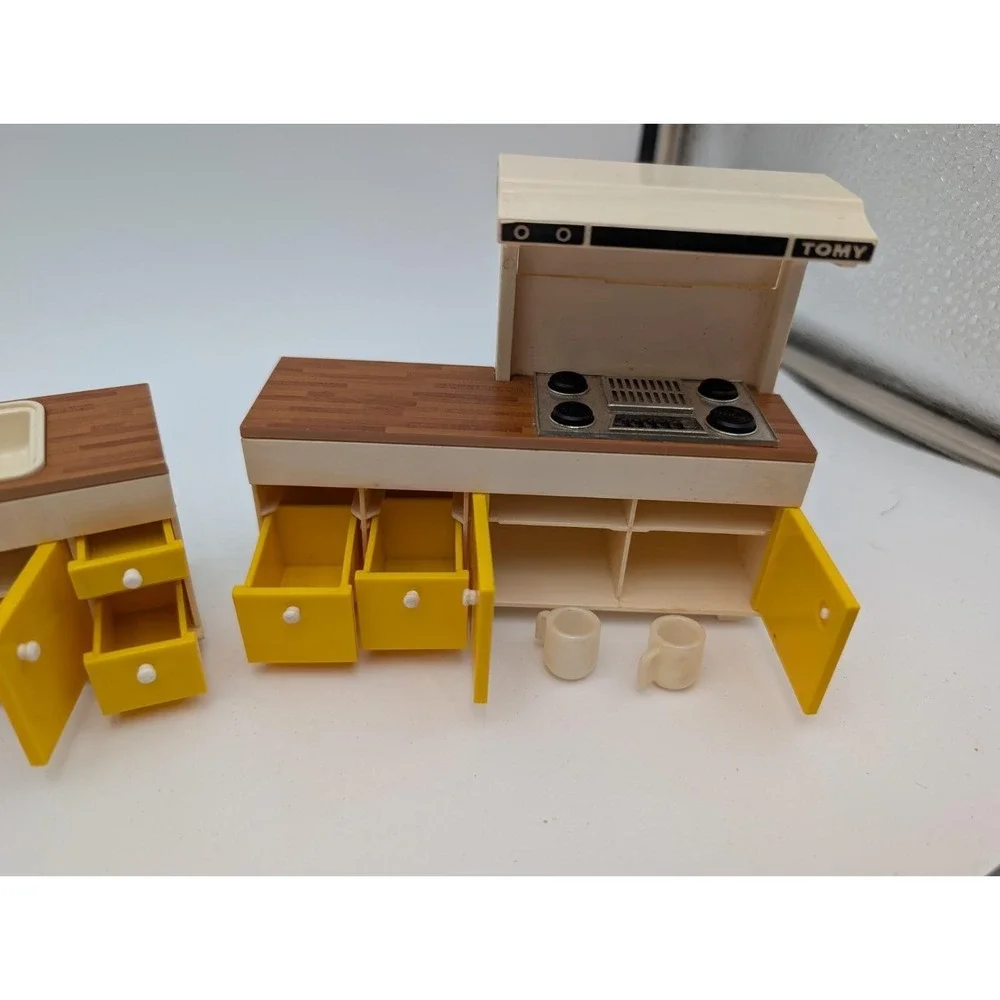 Tomy Dollhouse Furniture Japan‎ Kitchen